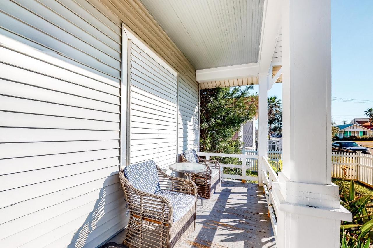 Castaway Cottage Galveston Exterior photo