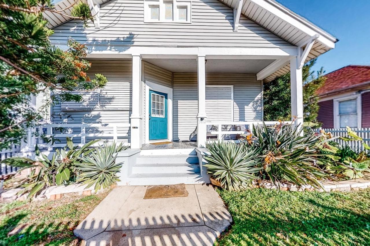 Castaway Cottage Galveston Exterior photo